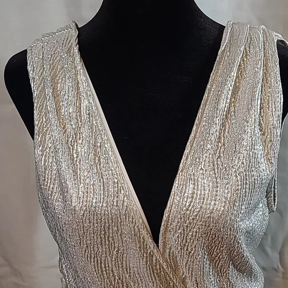 Lulu's Women's Silver Dress - Picture 2 of 8